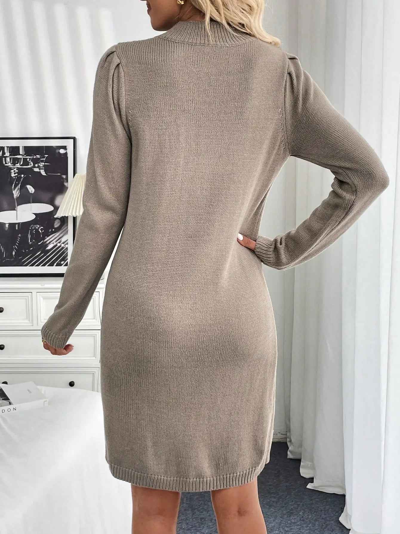 standing collar long sleeved knitted dress