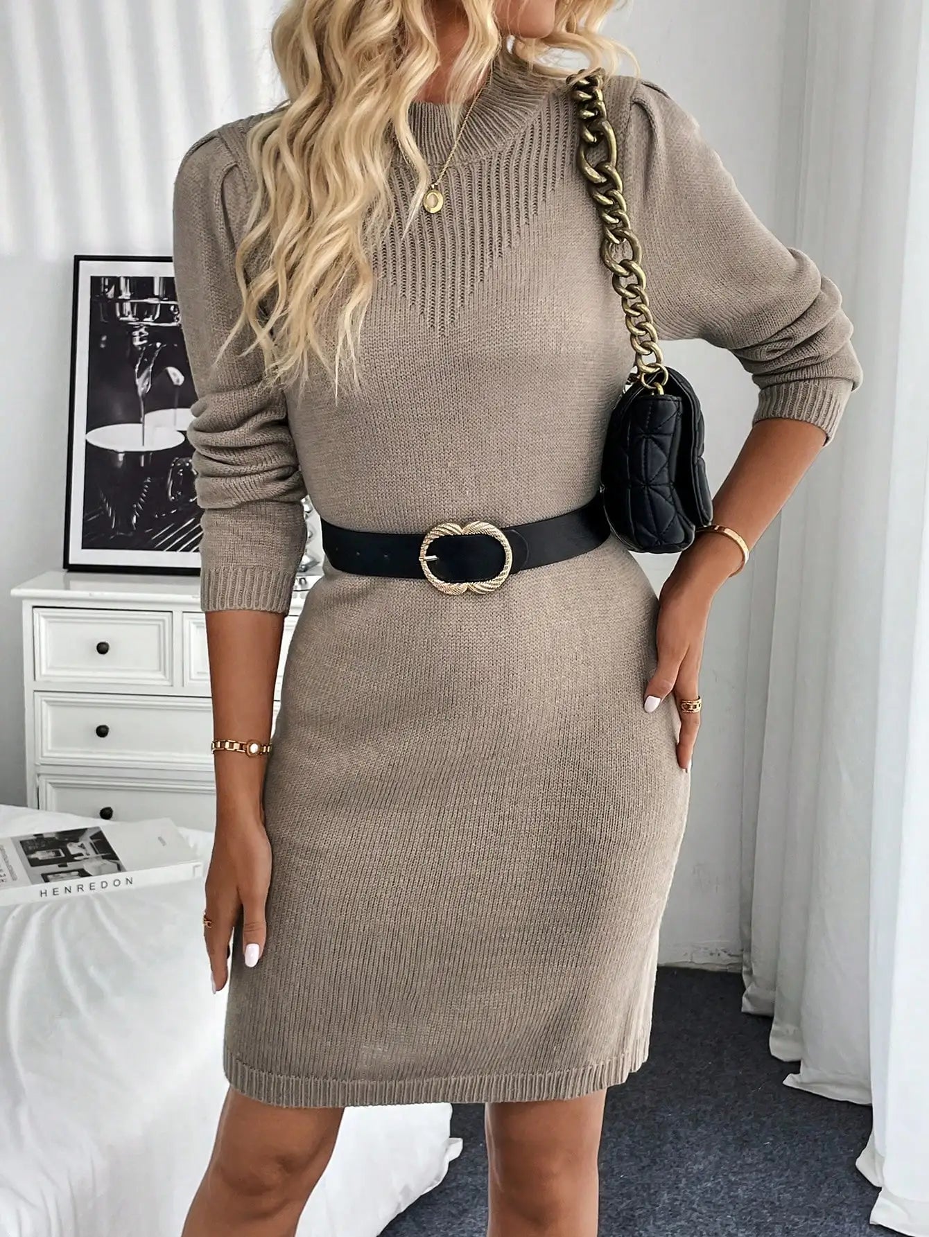 standing collar long sleeved knitted dress