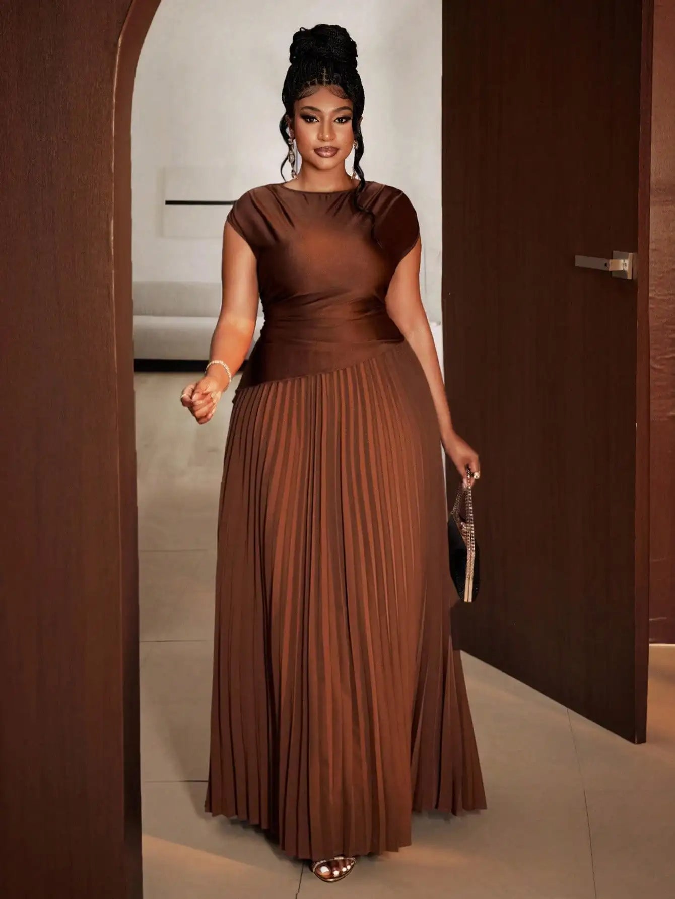 Plus Size Elegant Brown Pleated Maxi Dress