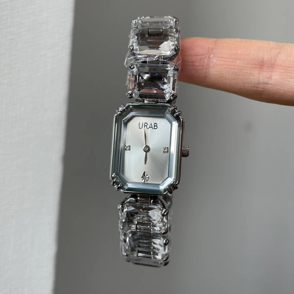 Female sugar cube brand quartz watch
