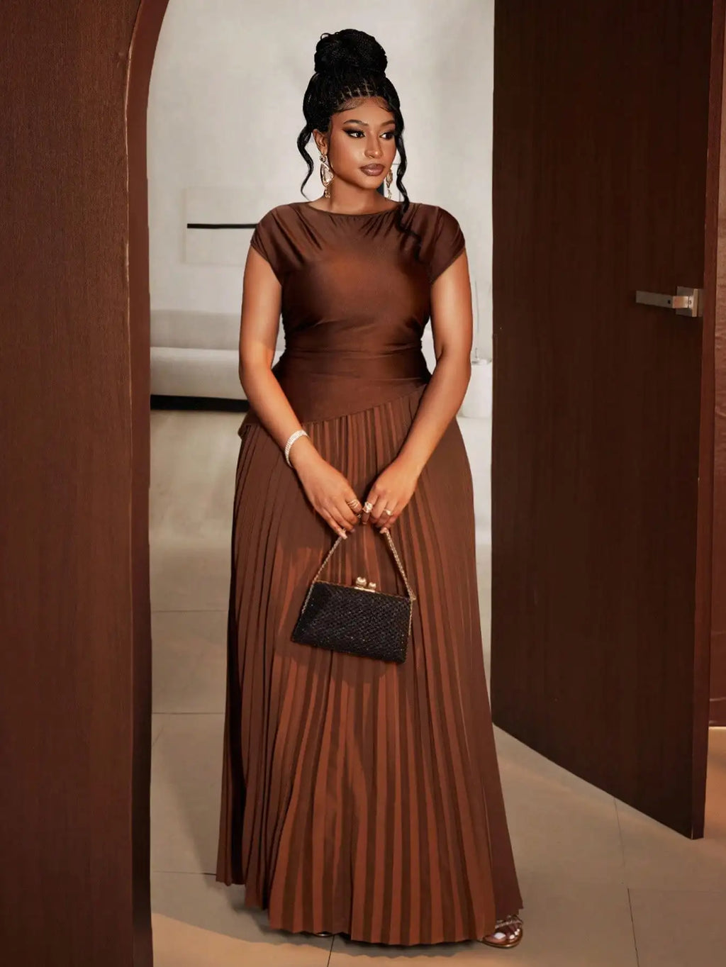 Plus Size Elegant Brown Pleated Maxi Dress